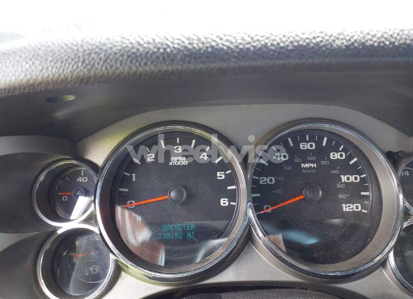 Photo 7 of 2011 Chevrolet Silverado 1500 LT (VIN 1GCRKSE35BZ418696)