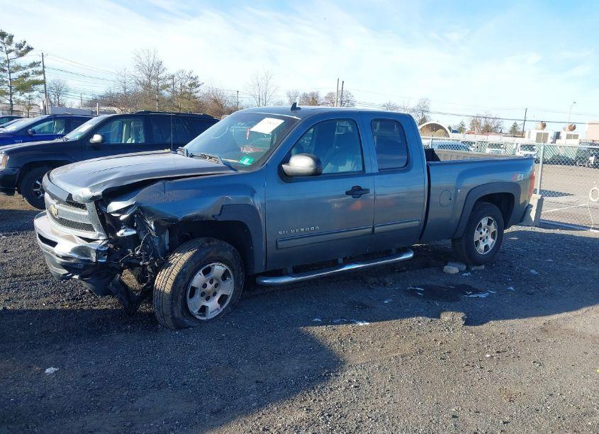 Photo 14 of 2011 Chevrolet Silverado 1500 LT (VIN 1GCRKSE35BZ440388)