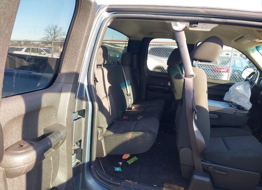 Photo 8 of 2011 Chevrolet Silverado 1500 LT (VIN 1GCRKSE35BZ440388)