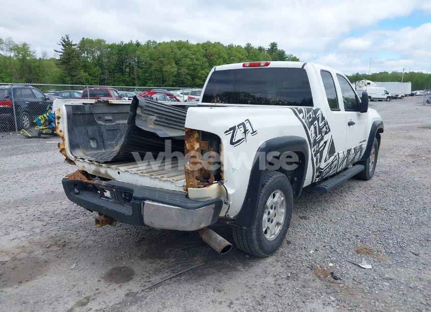 Photo 6 of 2011 Chevrolet Silverado 1500 LT (VIN 1GCRKSE36BZ130444)