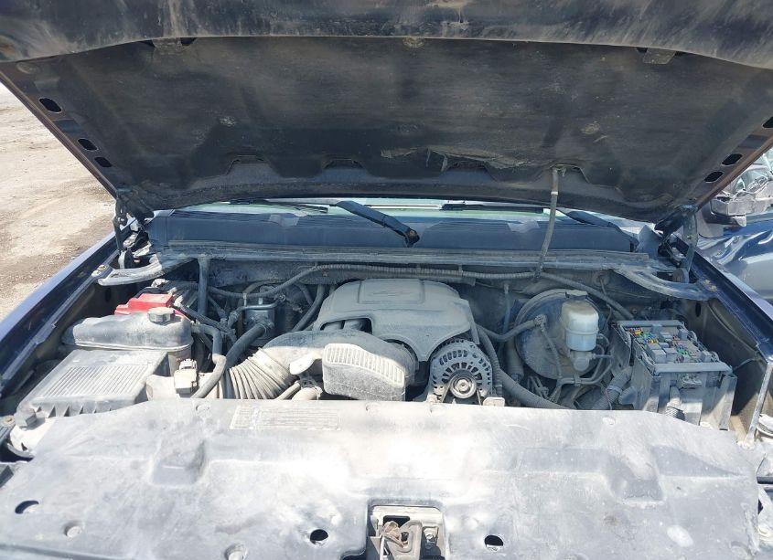 Photo 10 of 2011 Chevrolet Silverado 1500 LT (VIN 1GCRKSE36BZ239132)