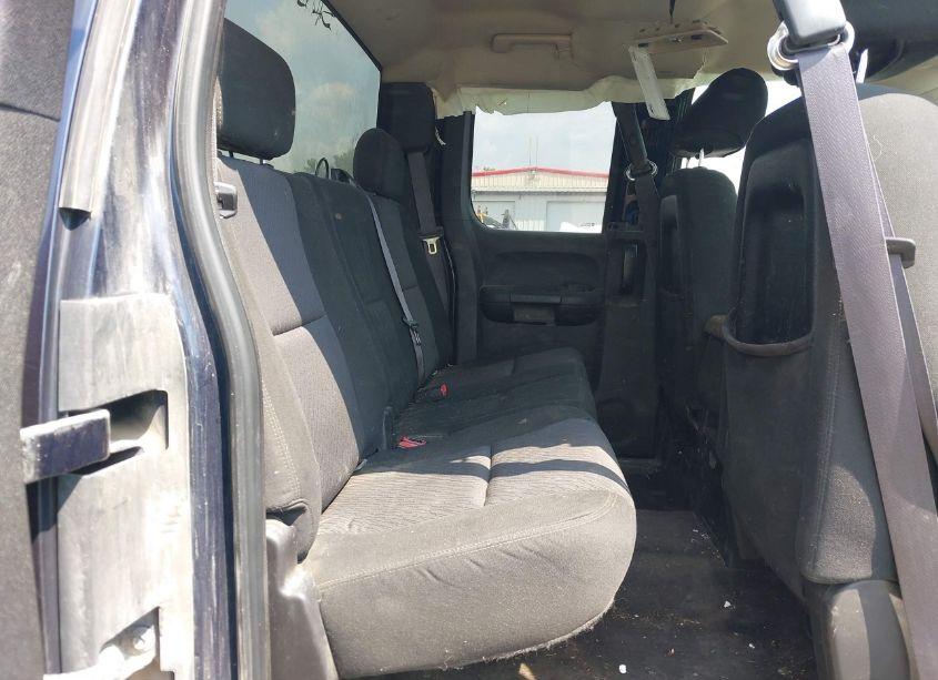 Photo 8 of 2011 Chevrolet Silverado 1500 LT (VIN 1GCRKSE36BZ239132)