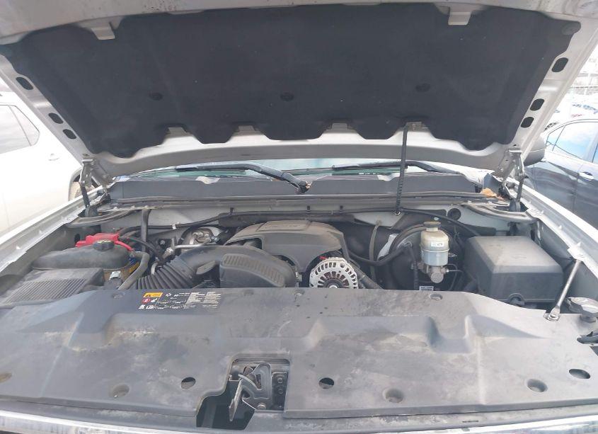 Photo 10 of 2011 Chevrolet Silverado 1500 LT (VIN 1GCRKSE36BZ356693)