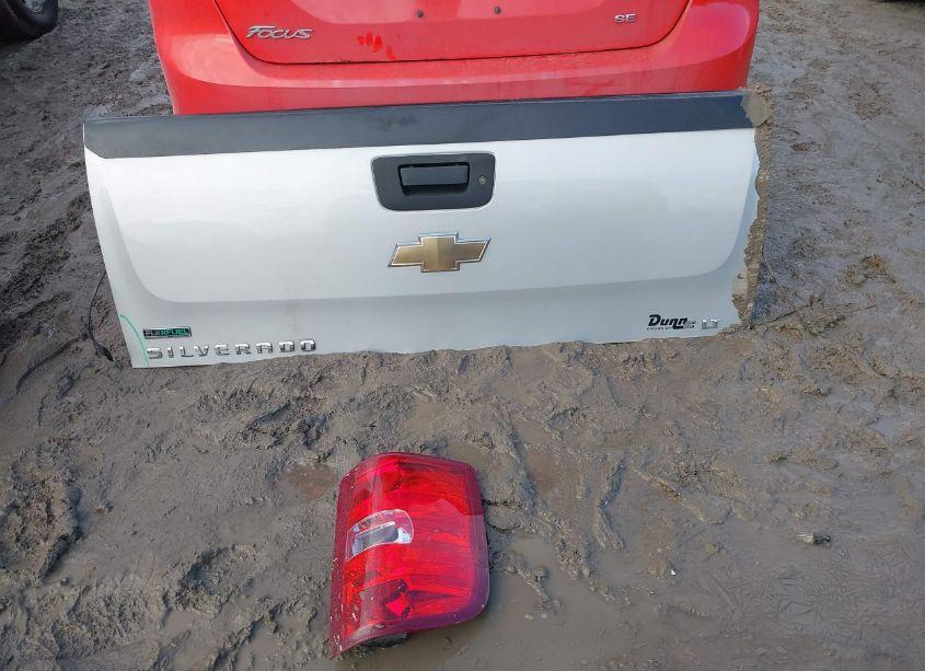 Photo 12 of 2011 Chevrolet Silverado 1500 LT (VIN 1GCRKSE36BZ356693)