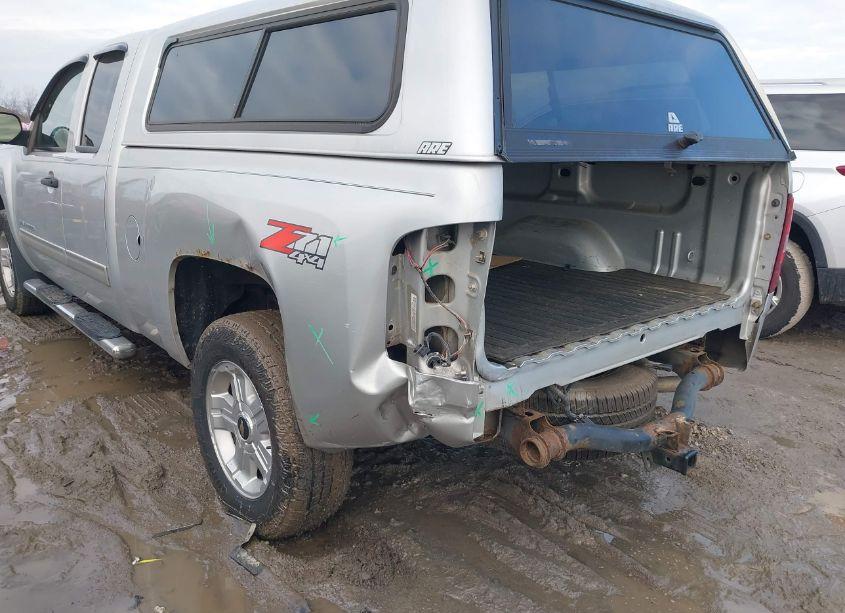 Photo 6 of 2011 Chevrolet Silverado 1500 LT (VIN 1GCRKSE36BZ356693)