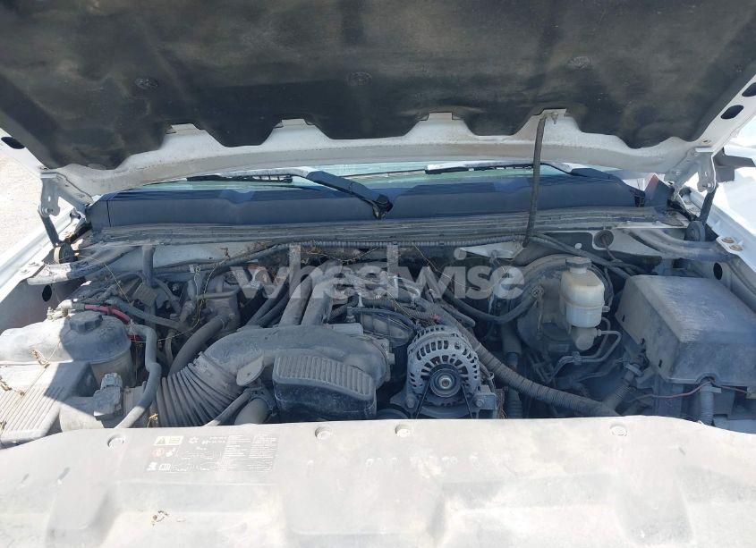 Photo 10 of 2011 Chevrolet Silverado 1500 LT (VIN 1GCRKSE36BZ374711)