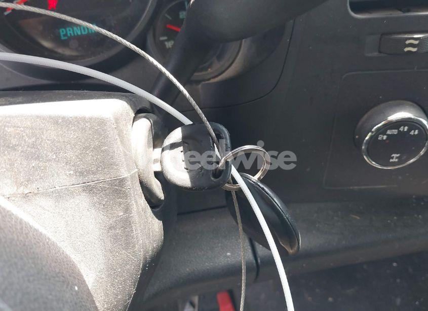 Photo 11 of 2011 Chevrolet Silverado 1500 LT (VIN 1GCRKSE36BZ374711)