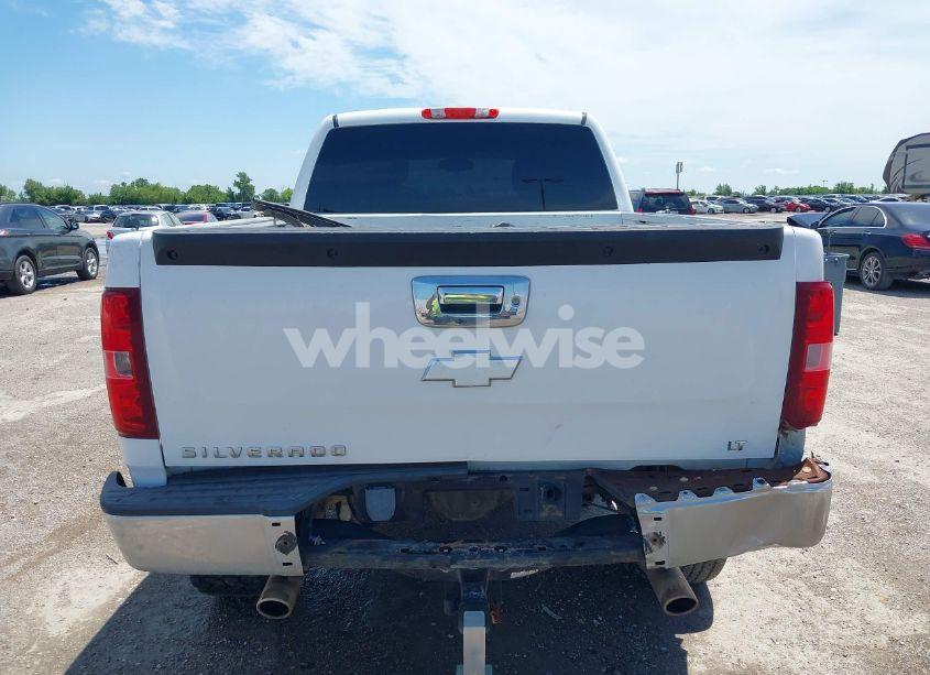 Photo 16 of 2011 Chevrolet Silverado 1500 LT (VIN 1GCRKSE36BZ374711)