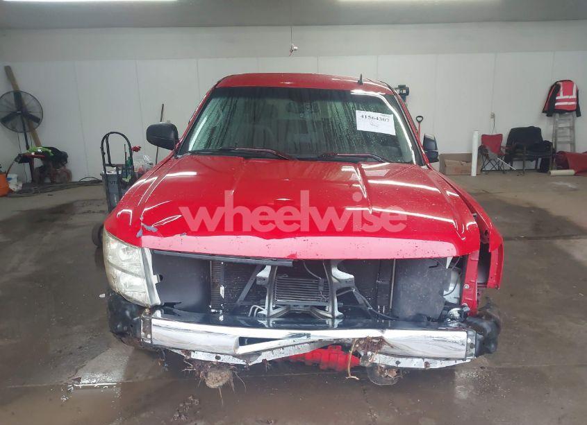 Photo 13 of 2011 Chevrolet Silverado 1500 LT (VIN 1GCRKSE36BZ446331)