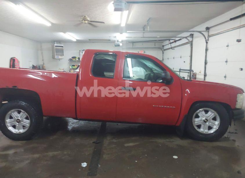 Photo 14 of 2011 Chevrolet Silverado 1500 LT (VIN 1GCRKSE36BZ446331)