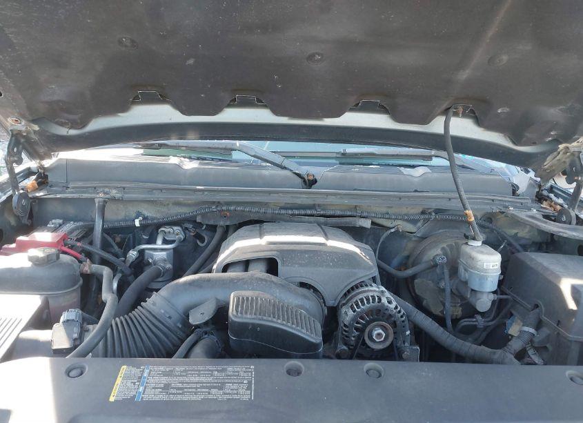 Photo 10 of 2011 Chevrolet Silverado 1500 LT (VIN 1GCRKSE37BZ106539)