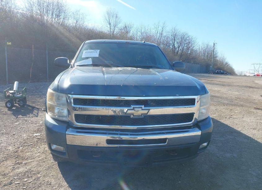 Photo 12 of 2011 Chevrolet Silverado 1500 LT (VIN 1GCRKSE37BZ106539)