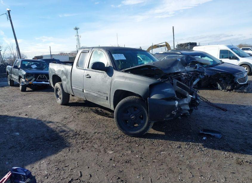2011 Chevrolet Silverado 1500 LT (VIN 1GCRKSE37BZ153005) main photo