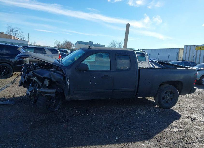 Photo 14 of 2011 Chevrolet Silverado 1500 LT (VIN 1GCRKSE37BZ153005)