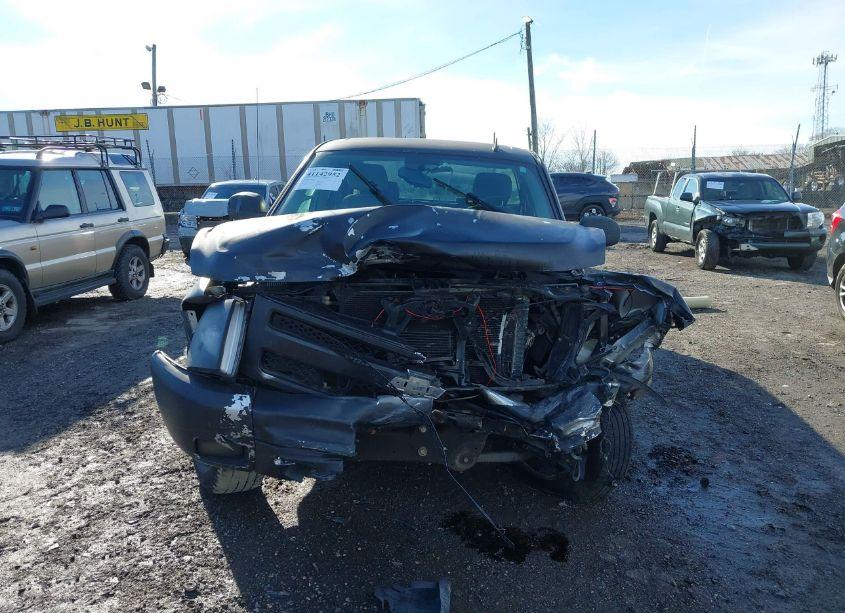 Photo 6 of 2011 Chevrolet Silverado 1500 LT (VIN 1GCRKSE37BZ153005)