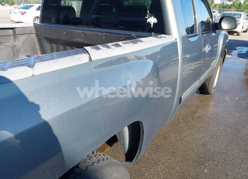 Photo 6 of 2011 Chevrolet Silverado 1500 LT (VIN 1GCRKSE37BZ188210)