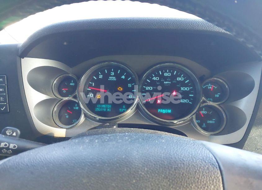 Photo 7 of 2011 Chevrolet Silverado 1500 LT (VIN 1GCRKSE37BZ188210)