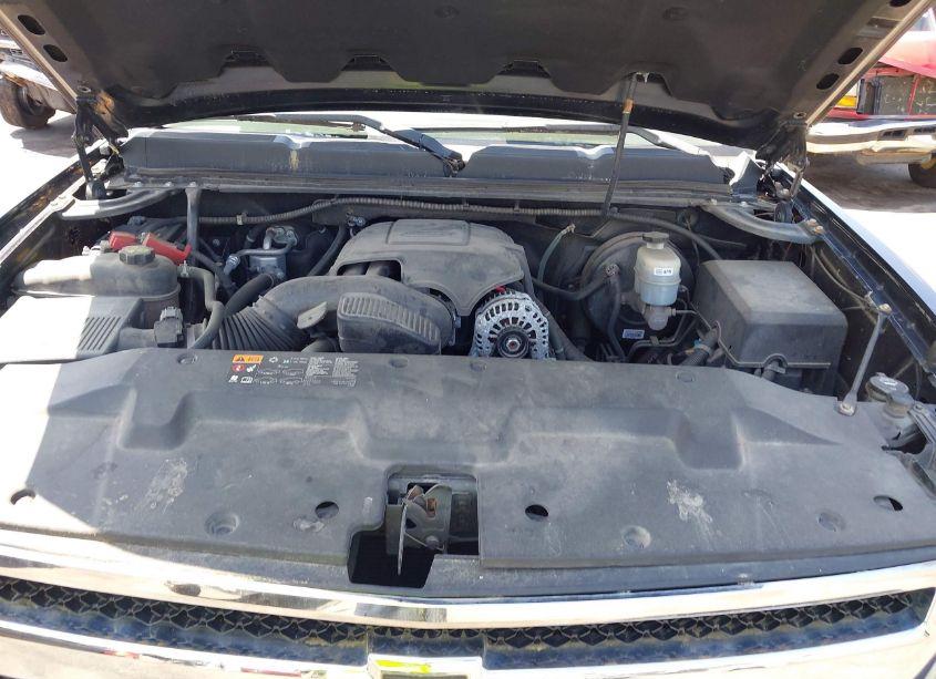 Photo 10 of 2011 Chevrolet Silverado 1500 LT (VIN 1GCRKSE37BZ266890)