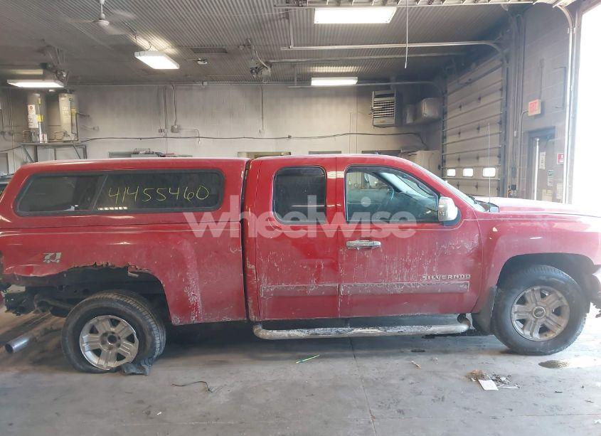 Photo 14 of 2011 Chevrolet Silverado 1500 LT (VIN 1GCRKSE37BZ295371)