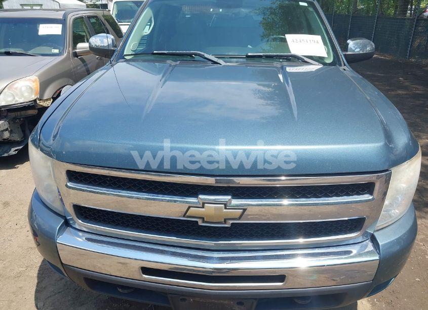 Photo 6 of 2011 Chevrolet Silverado 1500 LT (VIN 1GCRKSE37BZ331253)