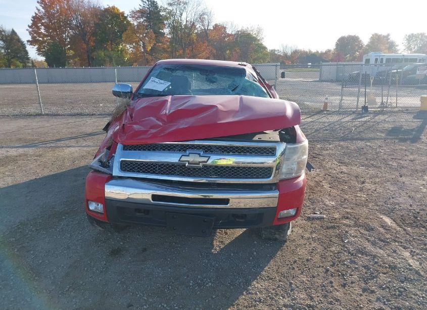 Photo 6 of 2011 Chevrolet Silverado 1500 LT (VIN 1GCRKSE38BZ108820)