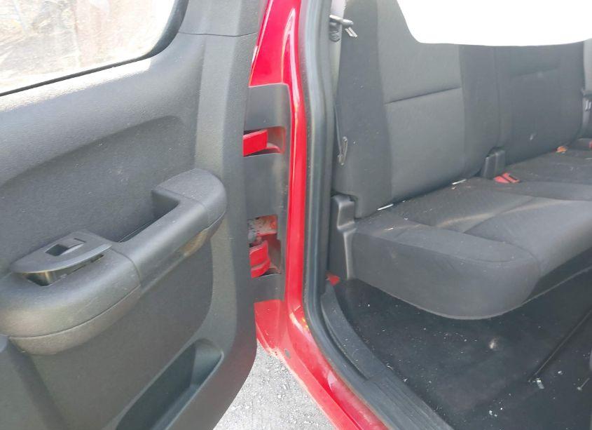 Photo 8 of 2011 Chevrolet Silverado 1500 LT (VIN 1GCRKSE38BZ108820)