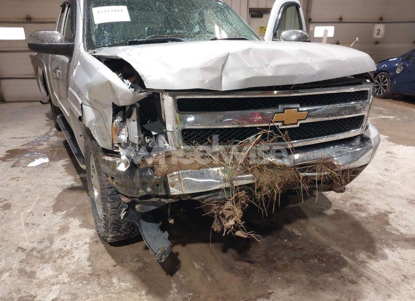 Photo 6 of 2011 Chevrolet Silverado 1500 LT (VIN 1GCRKSE38BZ165776)