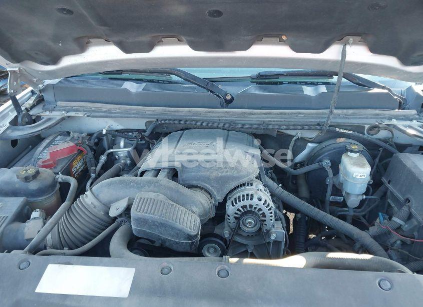 Photo 10 of 2011 Chevrolet Silverado 1500 LT (VIN 1GCRKSE38BZ307298)