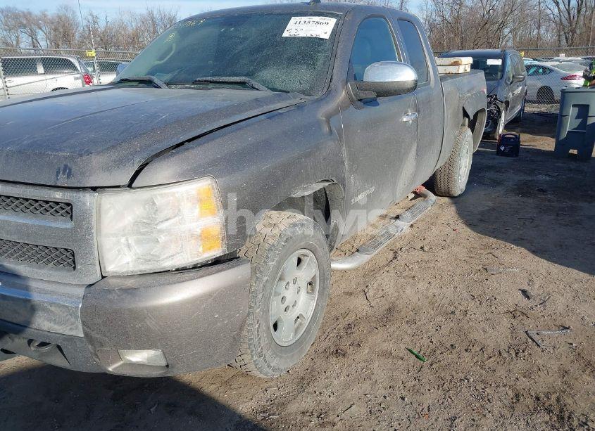 Photo 6 of 2011 Chevrolet Silverado 1500 LT (VIN 1GCRKSE38BZ312694)