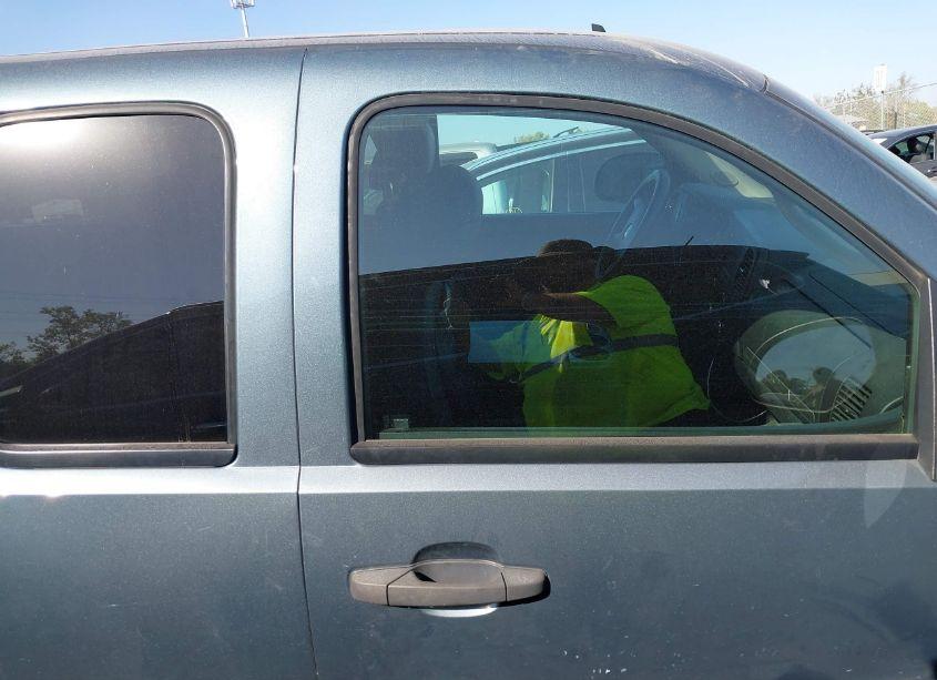 Photo 13 of 2011 Chevrolet Silverado 1500 LT (VIN 1GCRKSE38BZ361524)