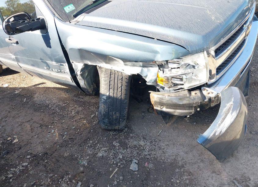 Photo 6 of 2011 Chevrolet Silverado 1500 LT (VIN 1GCRKSE38BZ361524)