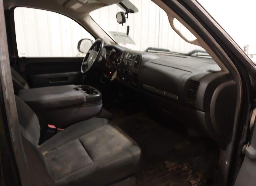 Photo 5 of 2011 Chevrolet Silverado 1500 LT (VIN 1GCRKSE39BZ117428)