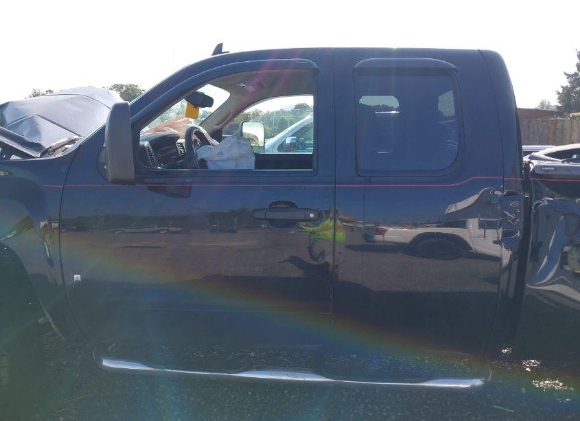 Photo 14 of 2011 Chevrolet Silverado 1500 LT (VIN 1GCRKSE39BZ207002)