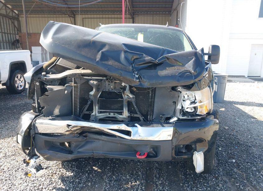 Photo 6 of 2011 Chevrolet Silverado 1500 LT (VIN 1GCRKSE39BZ207002)