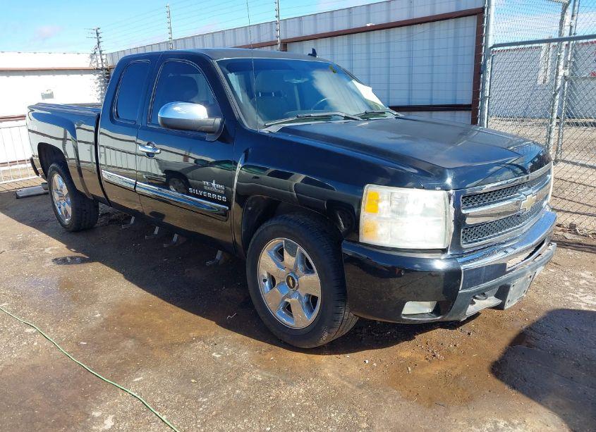 2011 Chevrolet Silverado 1500 LT (VIN 1GCRKSE39BZ256992) main photo