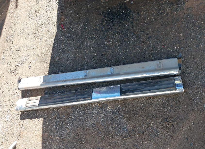 Photo 12 of 2011 Chevrolet Silverado 1500 LT (VIN 1GCRKSE39BZ256992)