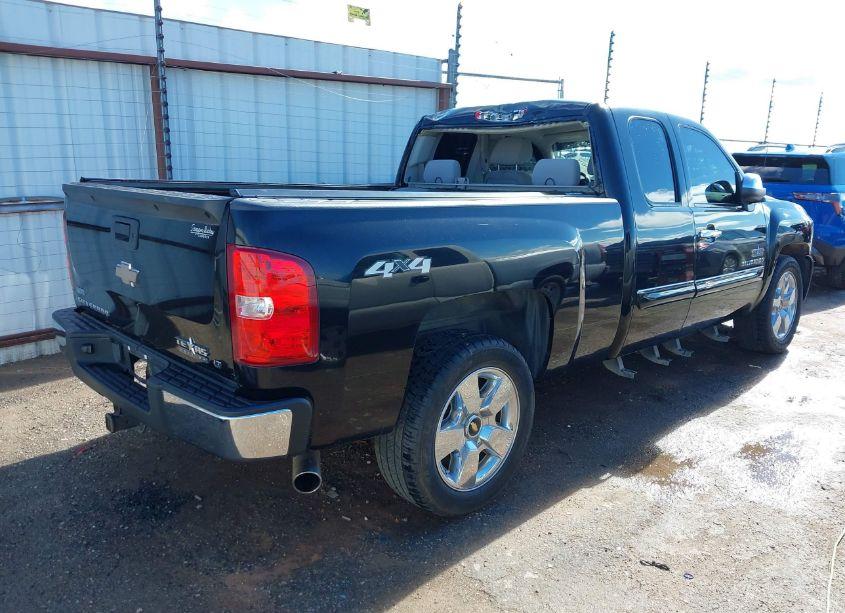 Photo 4 of 2011 Chevrolet Silverado 1500 LT (VIN 1GCRKSE39BZ256992)