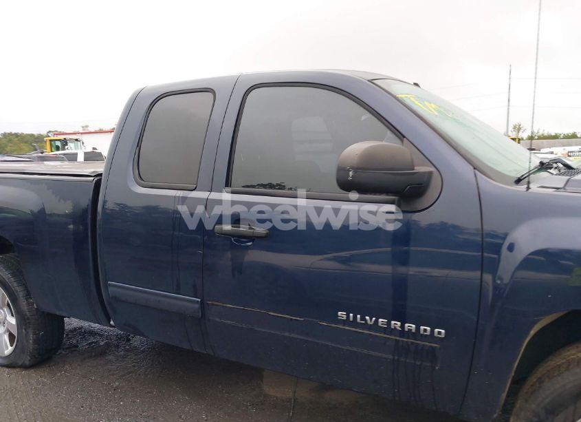 Photo 13 of 2011 Chevrolet Silverado 1500 LT (VIN 1GCRKSE39BZ331819)