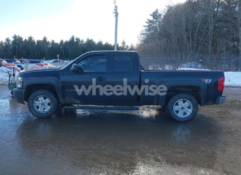 Photo 14 of 2011 Chevrolet Silverado 1500 LT (VIN 1GCRKSE3XBZ276488)