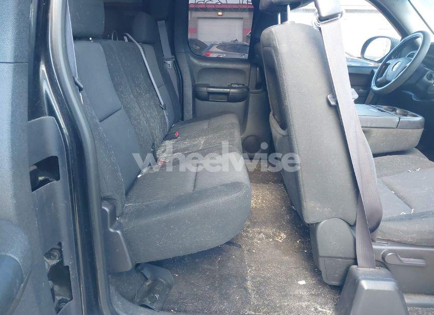 Photo 8 of 2011 Chevrolet Silverado 1500 LT (VIN 1GCRKSE3XBZ276488)