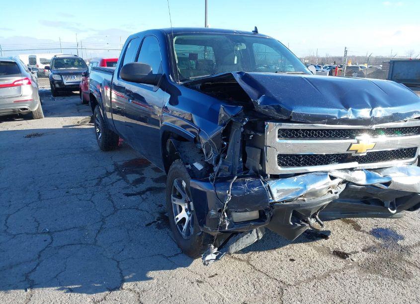 2011 Chevrolet Silverado 1500 LT (VIN 1GCRKSE3XBZ316875) main photo