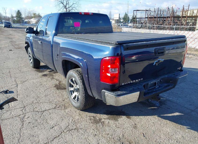 Photo 3 of 2011 Chevrolet Silverado 1500 LT (VIN 1GCRKSE3XBZ316875)