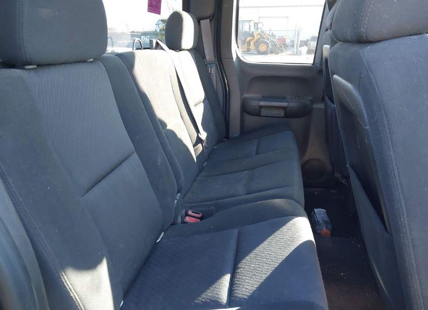 Photo 8 of 2011 Chevrolet Silverado 1500 LT (VIN 1GCRKSE3XBZ316875)