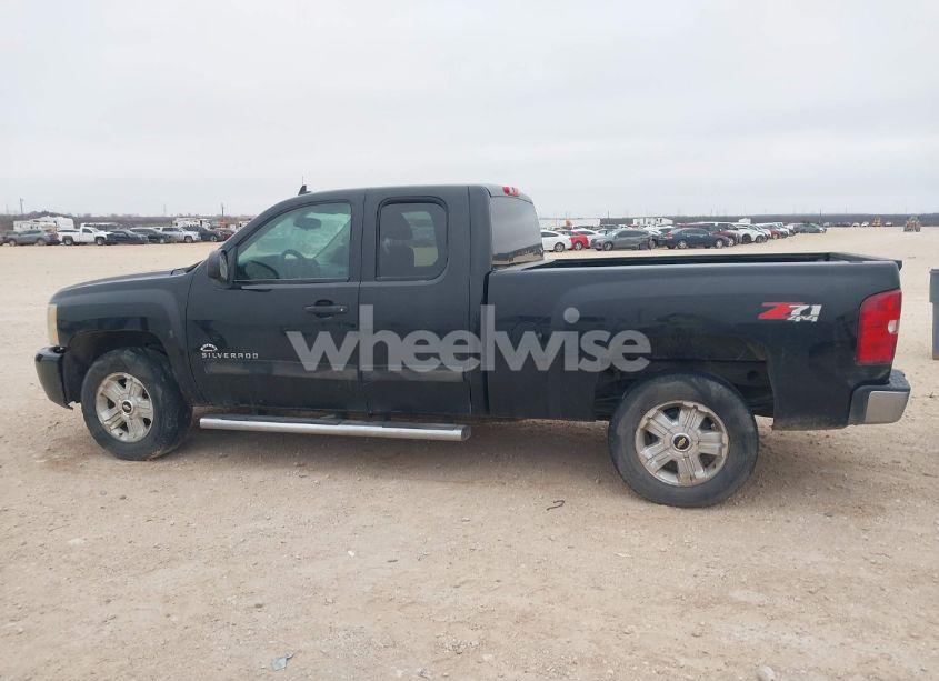 Photo 14 of 2011 Chevrolet Silverado 1500 LT (VIN 1GCRKSE3XBZ443559)