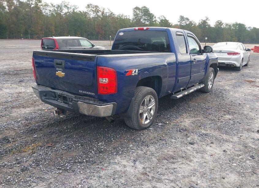 Photo 4 of 2013 Chevrolet Silverado 1500 LT (VIN 1GCRKSE70DZ119347)