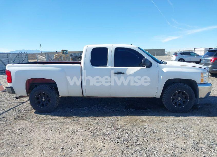 Photo 13 of 2013 Chevrolet Silverado 1500 LT (VIN 1GCRKSE70DZ161422)