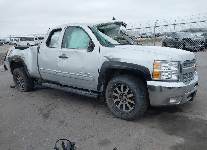 2013 Chevrolet Silverado 1500 LT (VIN 1GCRKSE70DZ226687) main photo