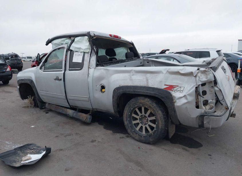Photo 3 of 2013 Chevrolet Silverado 1500 LT (VIN 1GCRKSE70DZ226687)