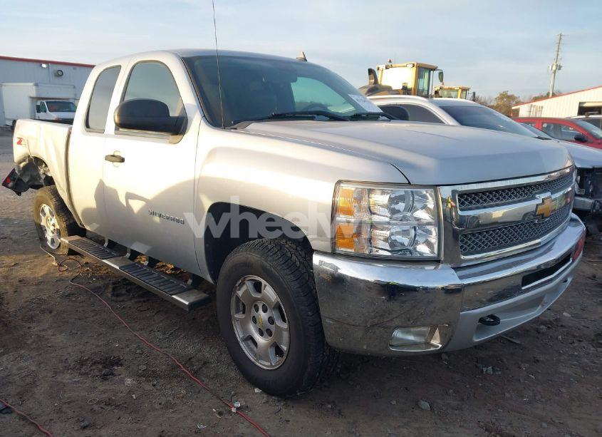 2012 Chevrolet Silverado 1500 LT (VIN 1GCRKSE71CZ195299) main photo