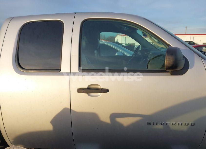 Photo 13 of 2012 Chevrolet Silverado 1500 LT (VIN 1GCRKSE71CZ195299)